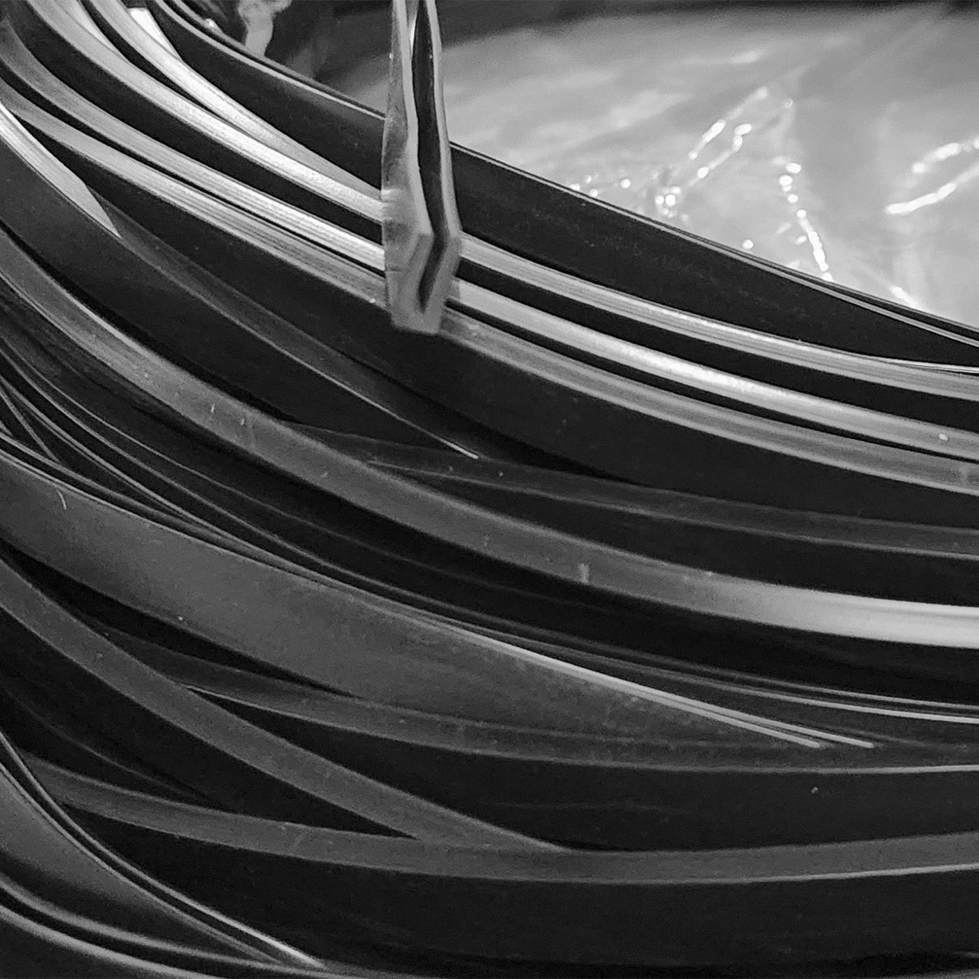 U Shape 723 per metre